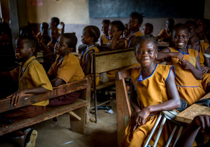 Fatmata uit Sierra Leone in de klas