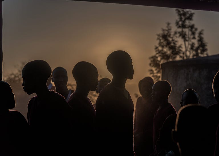 Profielen bij Keniaanse zonsondergang